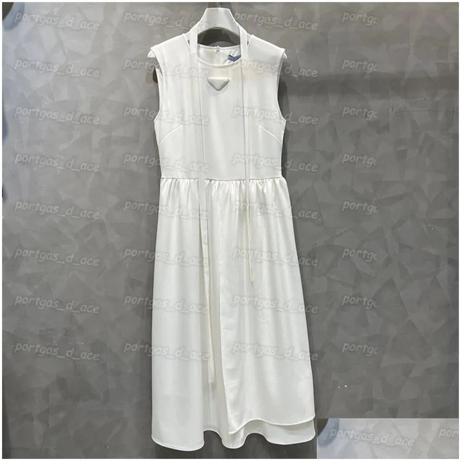 Women Badge Dress Sexy Summer Casual Tank Dresses With Belt Summer Fashion Holiday White est Dress Designer Luxury Casual Fashion Versatile Plus size