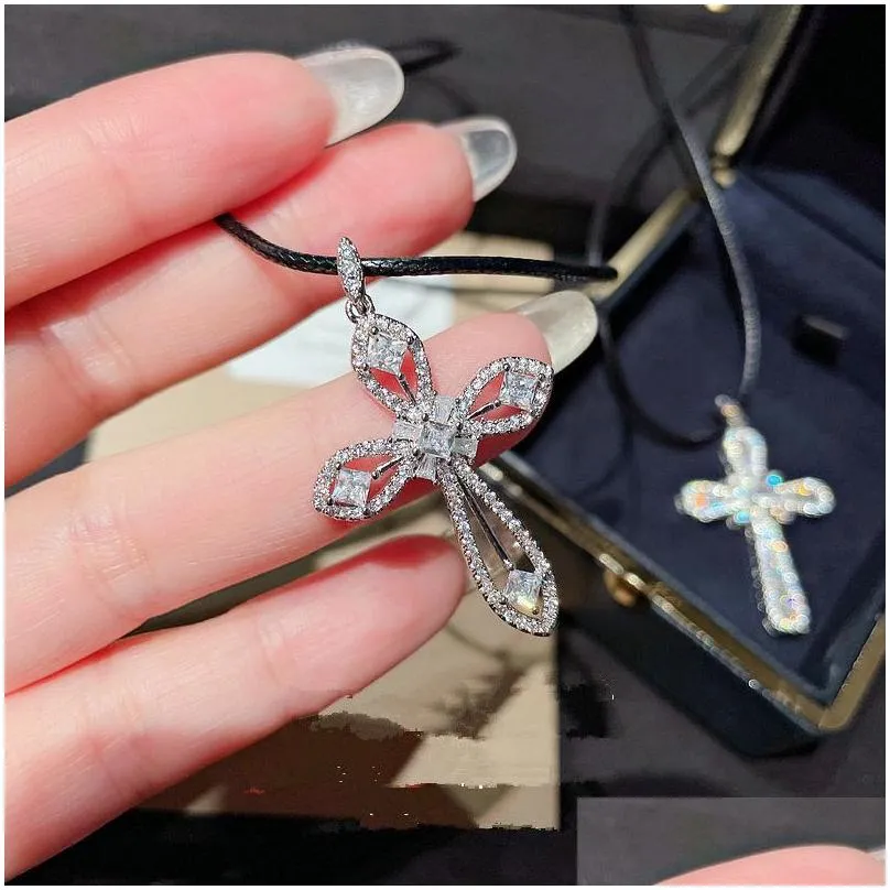 high quality grade white zircon cross necklace men/women necklace platinum plated party wedding jewelry couple gift