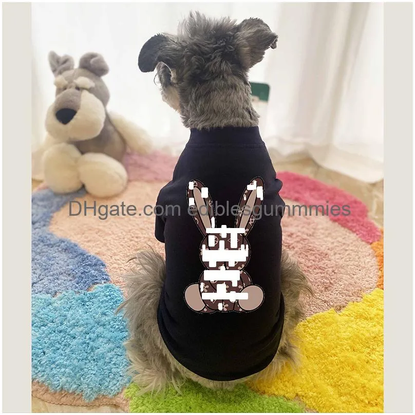 Dog Apparel Designer Clothes Brand Soft Comfortable Cotton T-Shirt With Classic Letter Pattern Summer Vest Tee Shirt For Small Dogs Ch Otzka