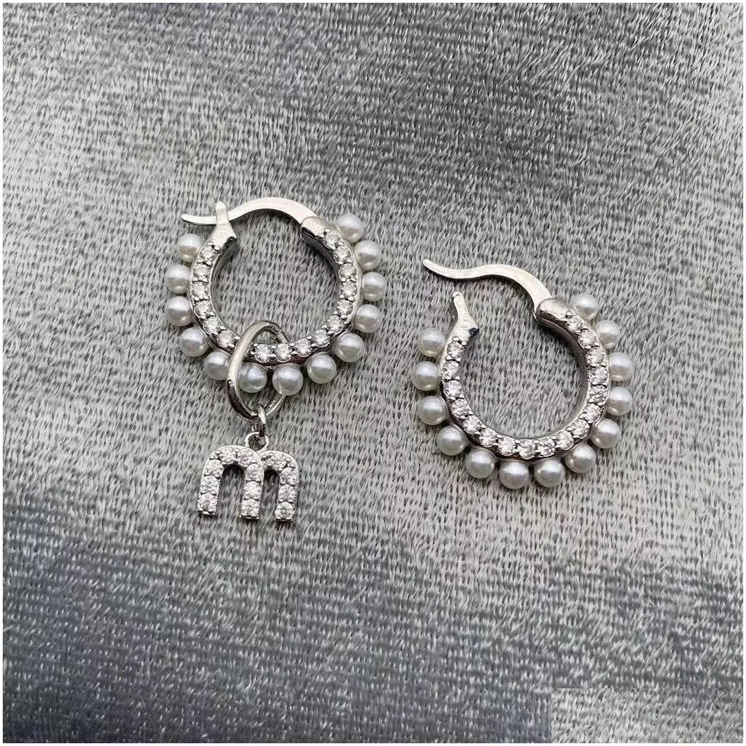 Stud Stud High Quality Earrings Wholesale Jewelry Stud High Version Earrings Pearl Designer Jewelry 2024