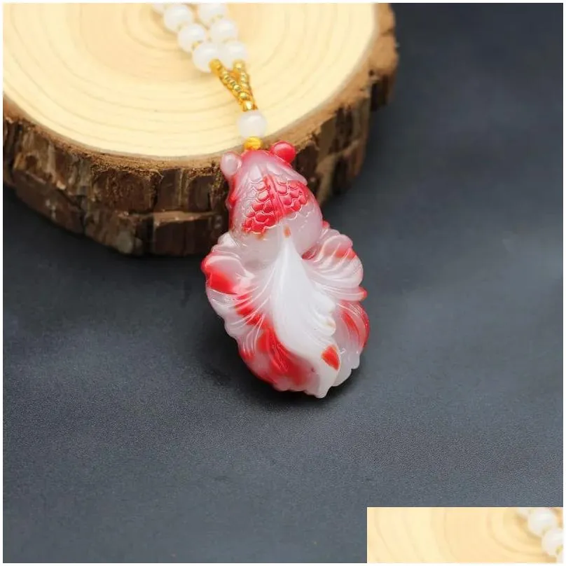 Pendants Natural Red White Jade Goldfish Pendant Necklace Chinese HandCarved Jadeite Charm Jewelry Fashion Amulet Men Women Lucky
