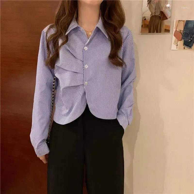 Women`s Blouses Long Sleeve Turn-down Collar Buttons Patchwork Pleated Striped Office Lady Simplicity Women Clothing Spring Summer