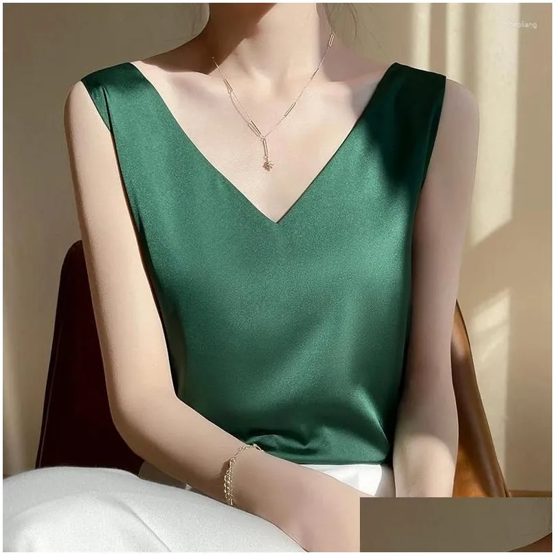 Women`s Tanks Ladies V-neck Silk Satin Inner Wear Vest Summer 2024 Sleeveless Solid Top Sexy Thin Mulberry Suspender