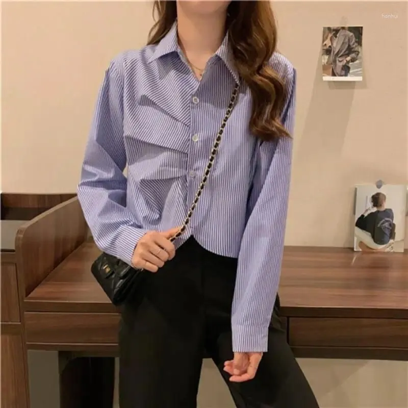 Women`s Blouses Long Sleeve Turn-down Collar Buttons Patchwork Pleated Striped Office Lady Simplicity Women Clothing Spring Summer