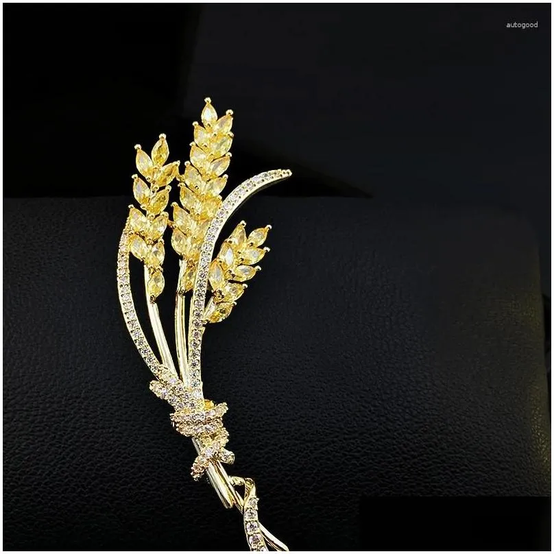 Brooches 1707 Golden Bright Wheat Brooch Luxury Elegant Plant Corsage Exquisite High-End Suit Accessories For Women Clothes Jewelry