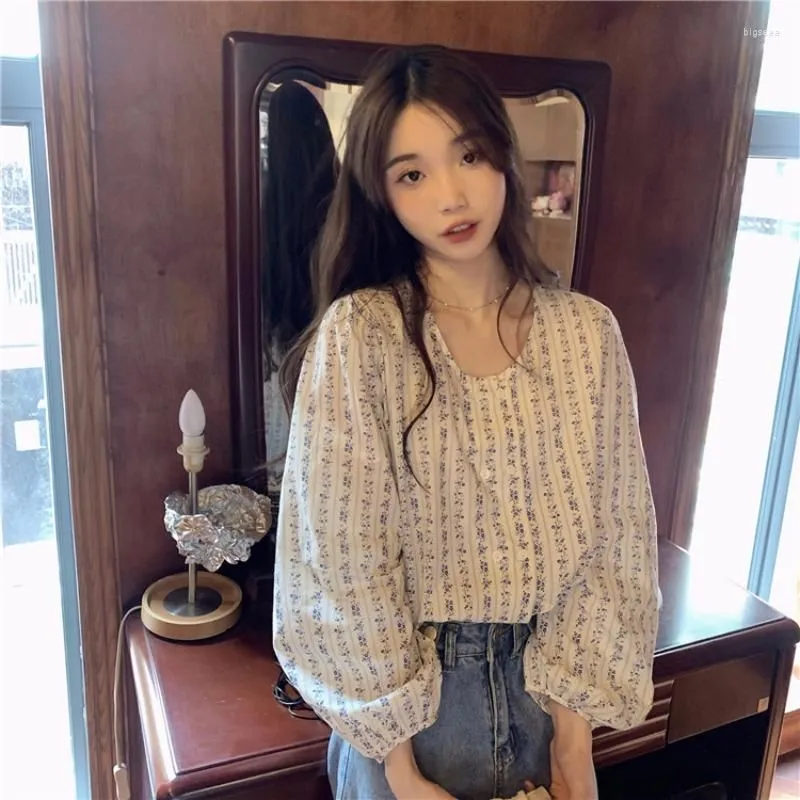 Women`s Blouses Korejepo Fragmented Flower Top Long Sleeved Women Early Spring Korean Chic Shirt 2023 Loose Thin Hong Kong Style Tops
