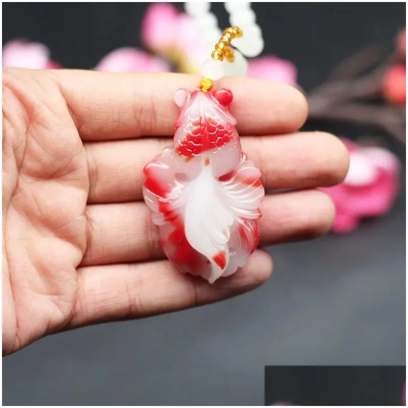 Pendants Natural Red White Jade Goldfish Pendant Necklace Chinese HandCarved Jadeite Charm Jewelry Fashion Amulet Men Women Lucky
