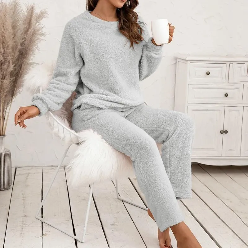 Women`s Two Piece Pants Casual Loose Plush Pant Sets Autumn Winter Trousers Of Pure Color Long Sleeve Knitting Sweater Set Outer Wear
