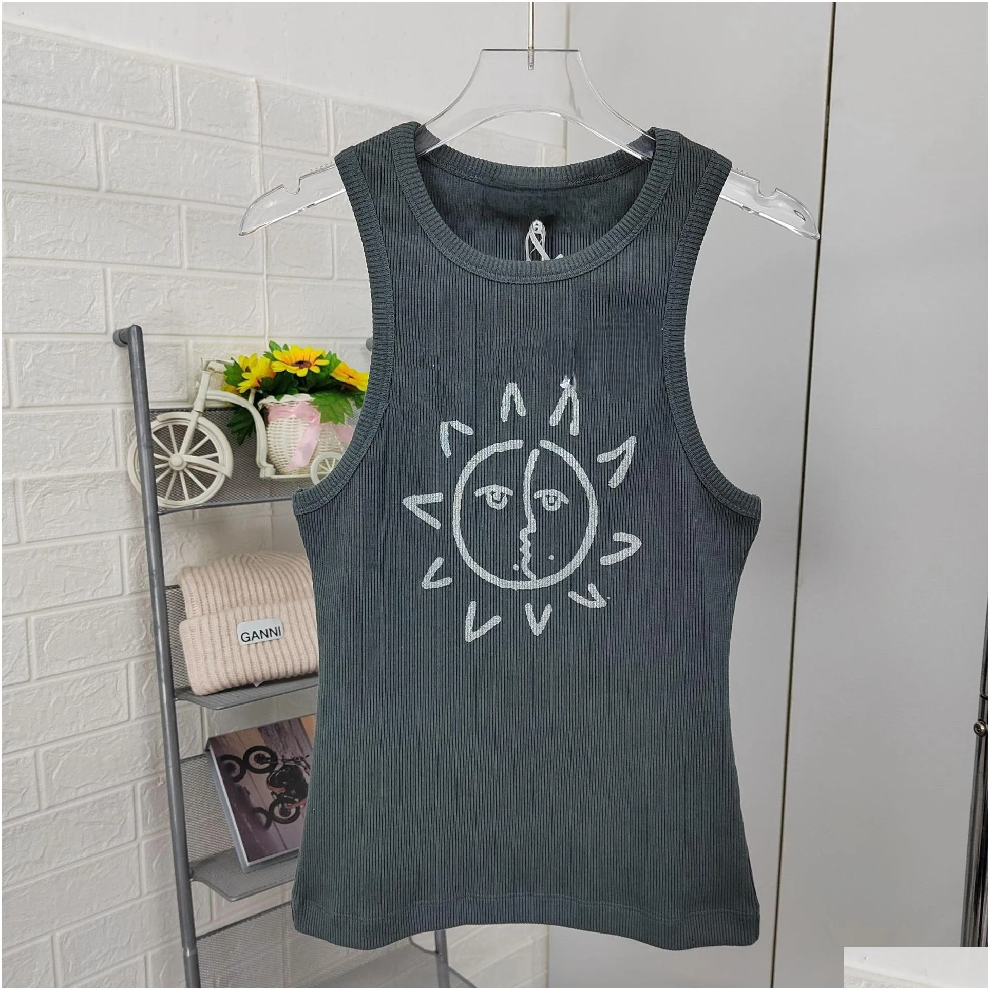 Women`s Tanks designer Love printed tank tank top with cut back, slim fit, bottom and suspender top