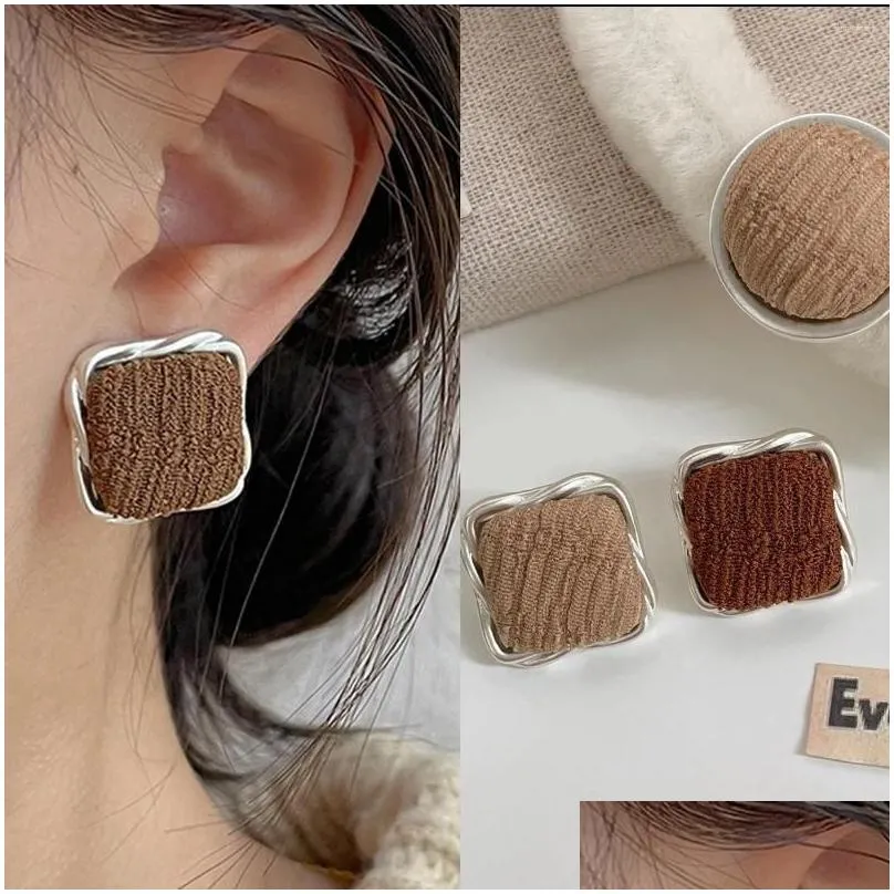 Stud Earrings Korean Style Square Plush Brown For Women Maillard Winter Geometry Fashion Jewlery Simple Female Party Earring