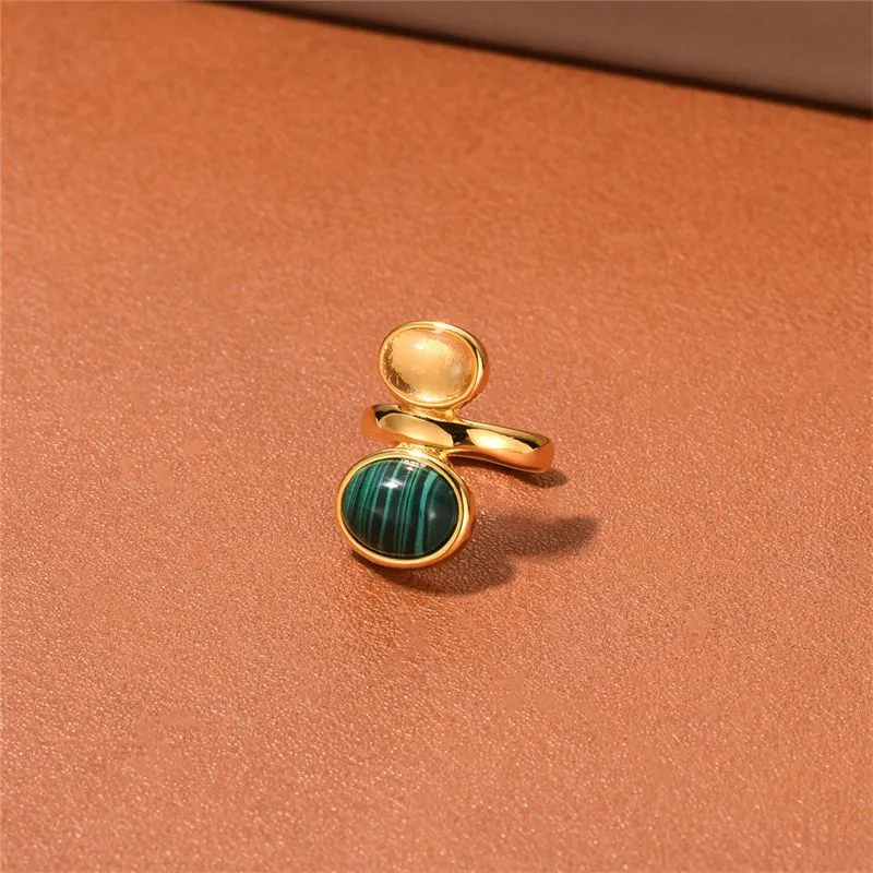 Vintage Fashion New Style Screw Back Malachite Cat`s Eye Stone Collision Ear Clip Earrings Quality Female Accessories Jewelry