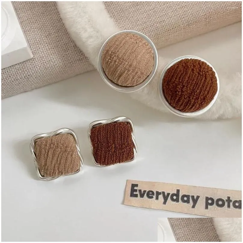 Stud Earrings Korean Style Square Plush Brown For Women Maillard Winter Geometry Fashion Jewlery Simple Female Party Earring