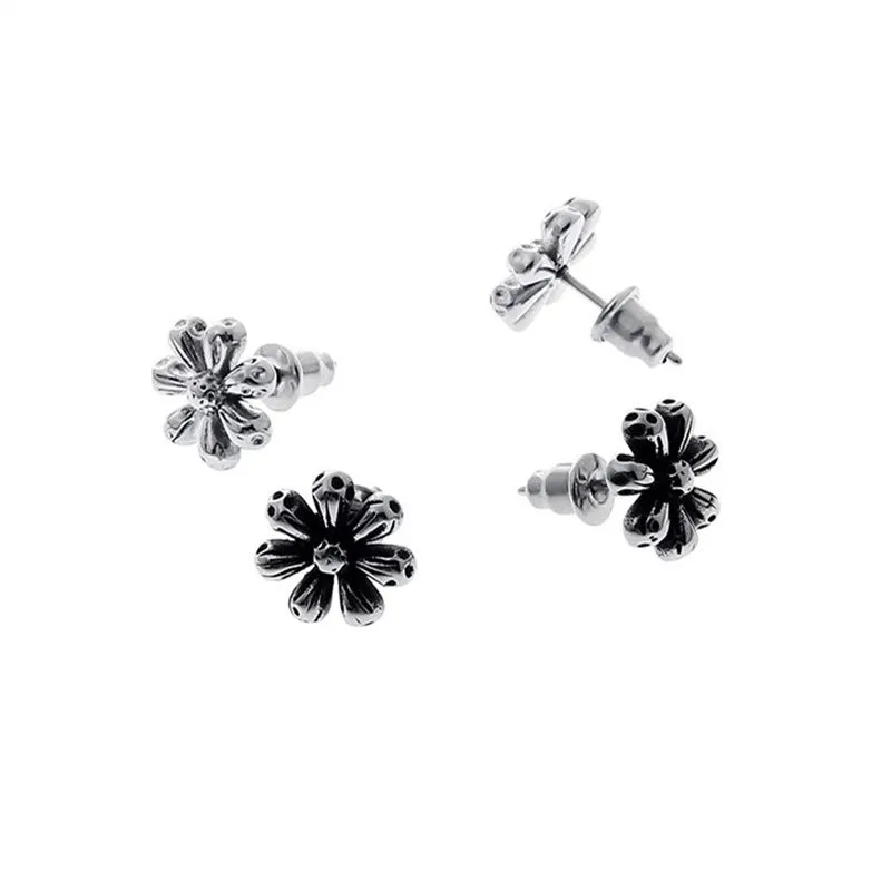 Japanese/Korean Flower Earrings Old Vintage Hip-Hop Niche High-End Titanium Steel Color Retention Fashion Charm Jewelry