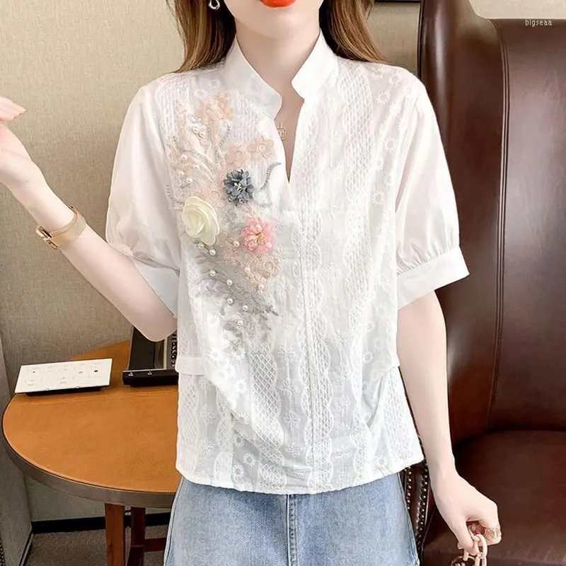 Womens Blouses Shirts Women 3D Flower Embroidered Vintage Elegant White Summer Trendy Beaded Chic Casual V Neck Short Sleeve Top Drop