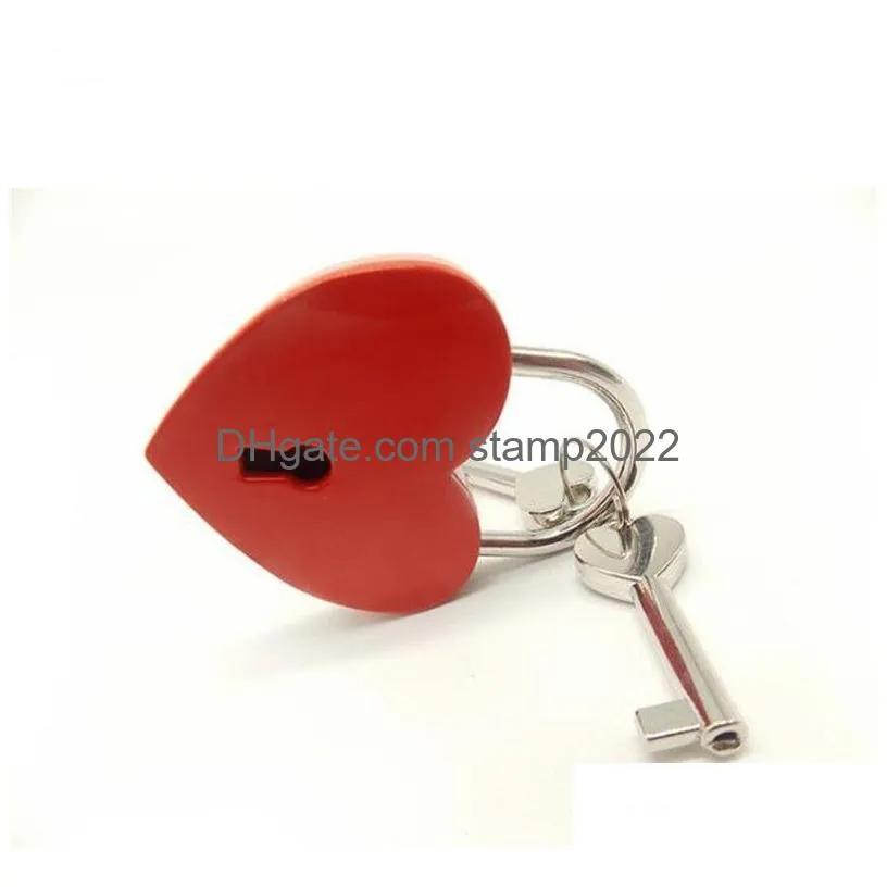 door locks creative alloy heart shape keys padlock mini archaize concentric locks vintage old antique door with home garden building