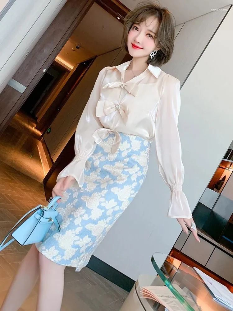 Work Dresses Bowknot Horn Hammer Drill Sleeve Shirt Jacquard High Waist Skirt Suits Ladies` Spring 2023 Quality Top
