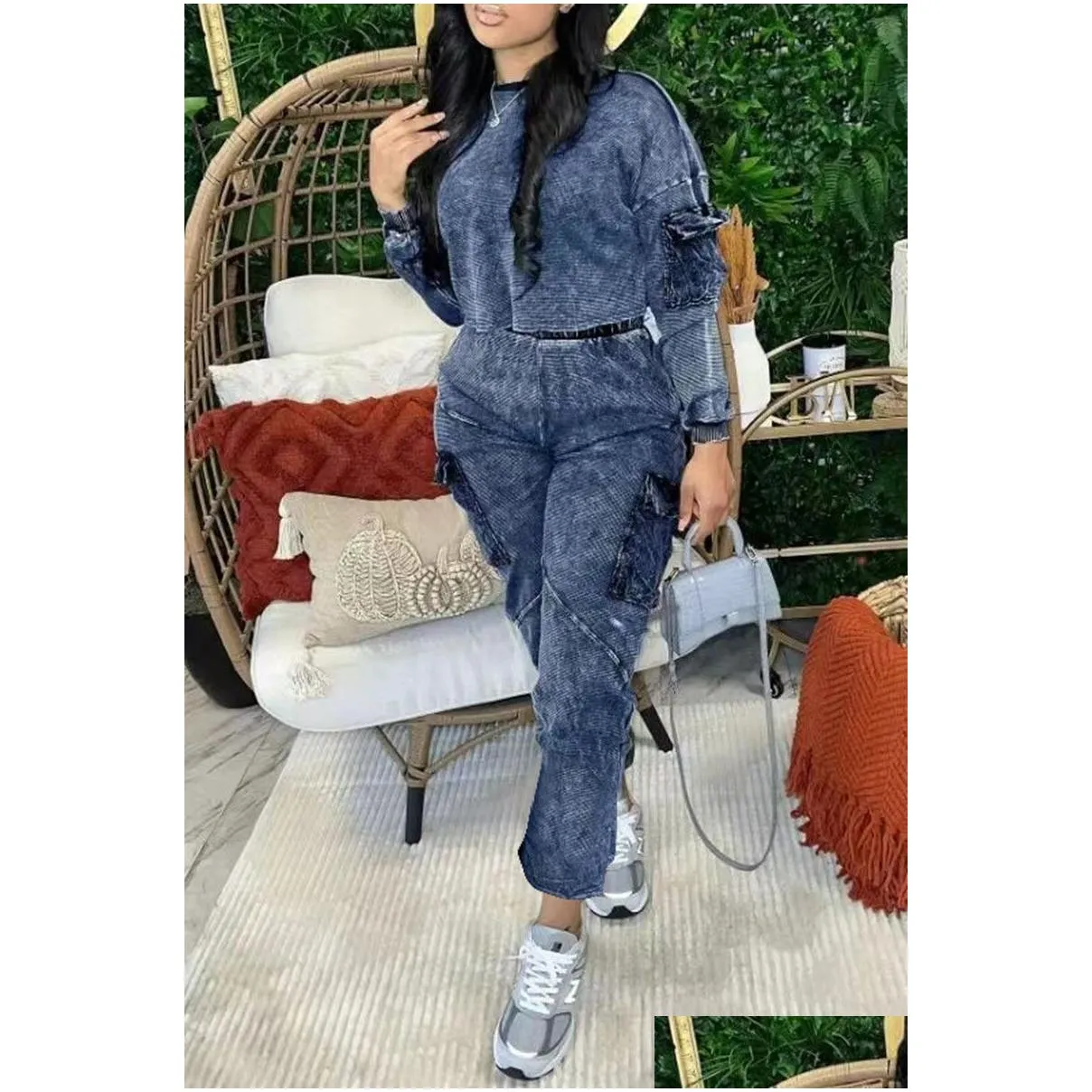 Newest Style Casual Pocket Pullover Long Sleeve Pants Suit Two Pieces Set Woman Round Collar T Shirt and Straight Trousers Suit