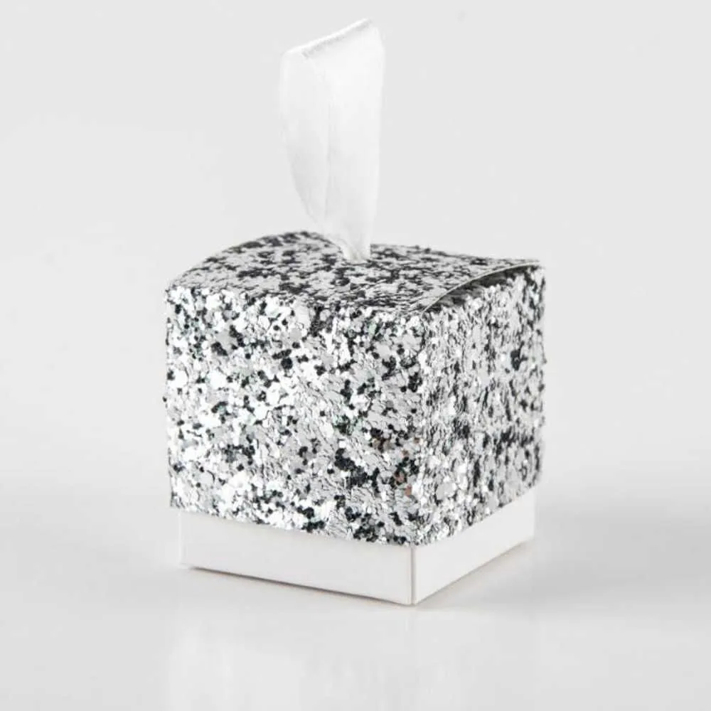 Golden Silver Glitter Gift Candy Box Birthday Party Wedding Papercard Bling Favor Boxes With White Ribbon 5X5cm