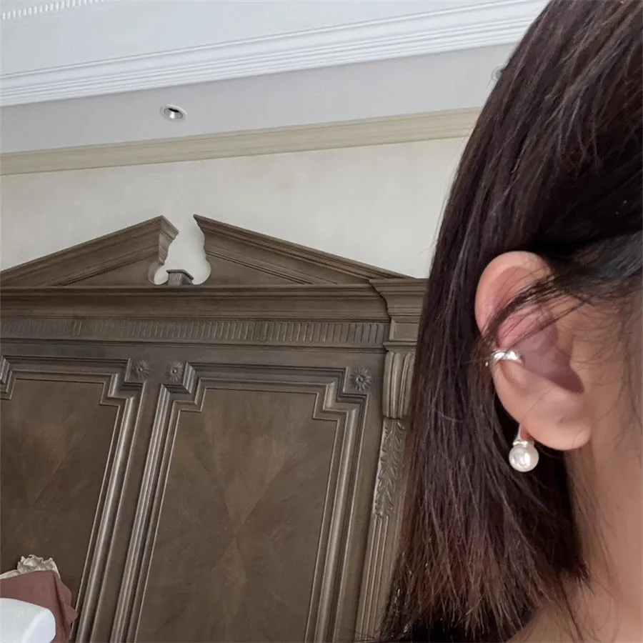 French Fashion Pearl Earrings High Grade 925 Silver Needle Female Minority Design Light Luxury Simple All-Match Jewelry