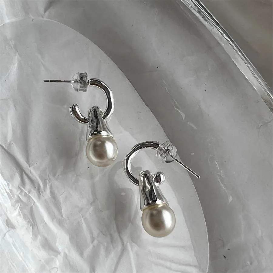 French Fashion Pearl Earrings High Grade 925 Silver Needle Female Minority Design Light Luxury Simple All-Match Jewelry