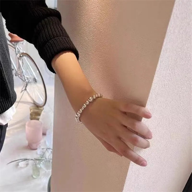 Metal Ball Bracelet Women`s French Light Luxury Niche Group High End Collar Chain Fashion Jewelry Charm