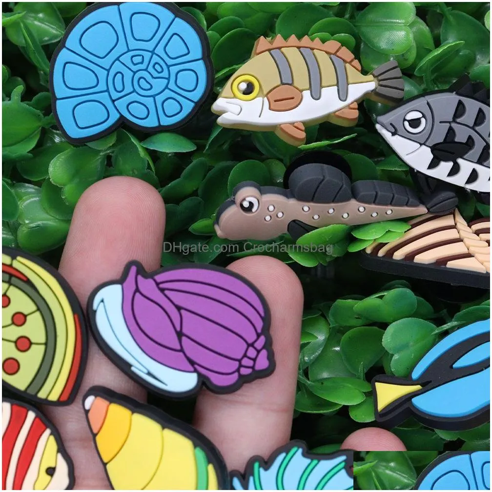 Shoe Parts & Accessories Moq 20Pcs Pvc Cartoon Deep Sea Fish Charms Buckle Clog Buttons Pins Wristband Bracelet Decoration Kids Teen A Dhbxk