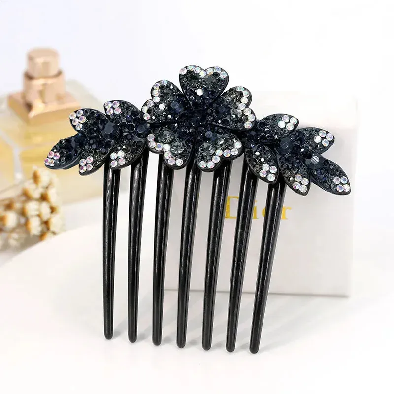 Vintage Crystal Flower Hair Clip for Girls Bridal Comb Ornaments Jewelry Wedding Accessories Gift 240311