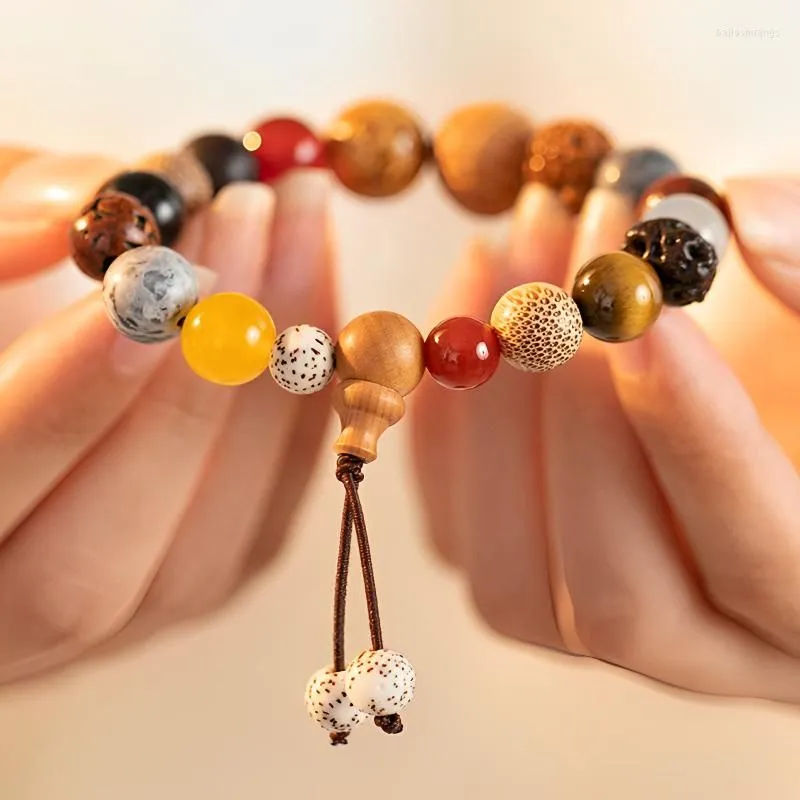 Strand Buddhist Beads Pendant Hand String Eighteen Seeds Wood Chanting Bracelet Handheld Rosary Sandalwood Bracelets Jewelry Gifts