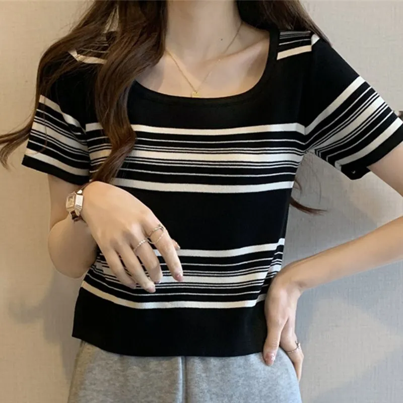 Women`s Knits Tee French retro striped short sleeve T-shirt girl`s summer fashion slim-fit square neck sweater tops Cotton breathable comfortable elasticity