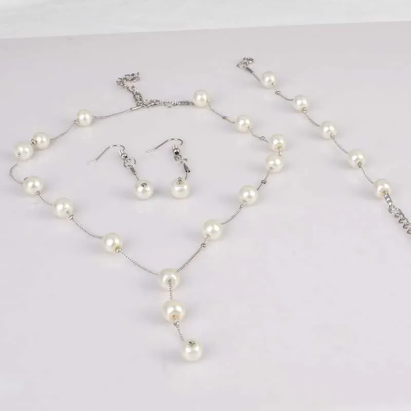 Charm Bracelets Daily Jewelry Make You Fashionable Sweet OL Elegant Pearl Simple Temperament Necklace Earring Bracelet Set Z0426