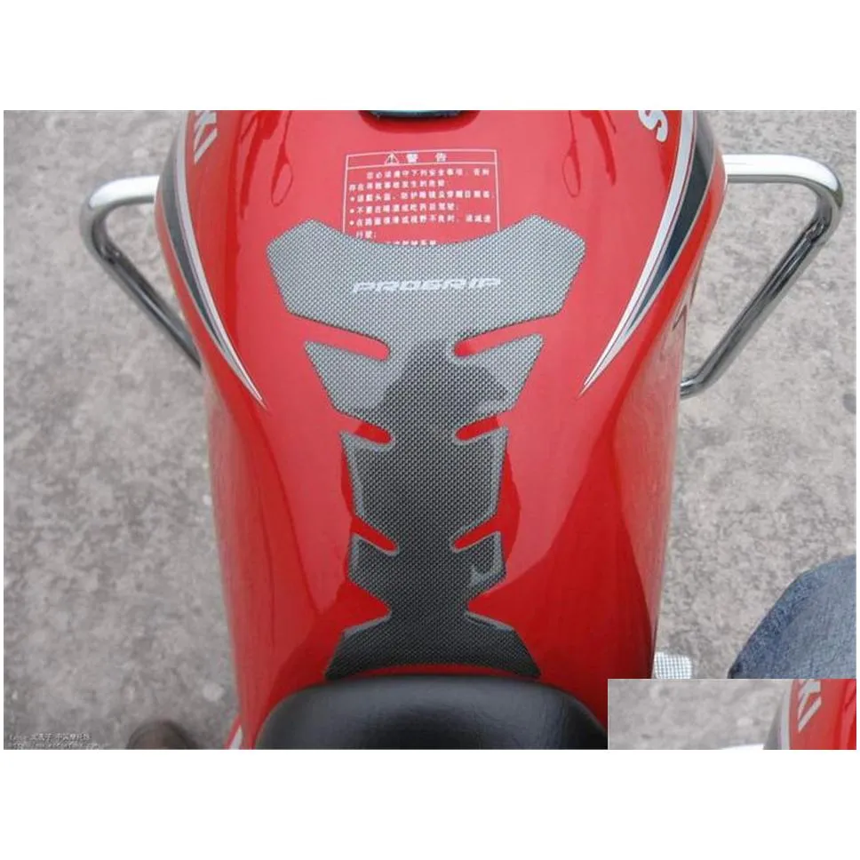 Lowest price Promotion! Reflective CARBON FIBER Protector,Fashion style Motorcycle gas tank rubber sticker Let your tank cooler and