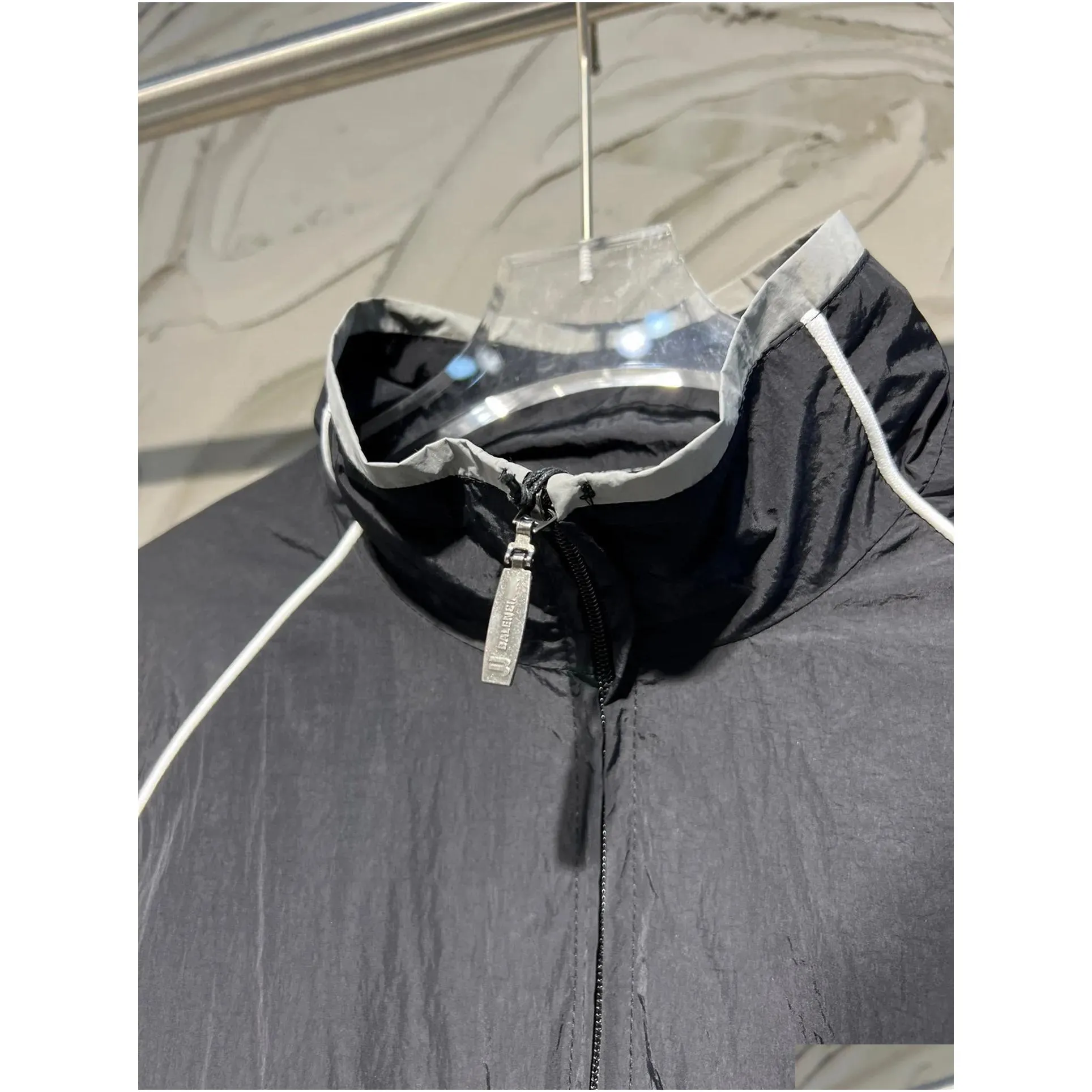 Men`s plus size Outerwear & Coats Water Resistant Quick Dry Thin Skin Windbreaker Hoodies Sun Proof Jackets Reflective SIZE S-xL