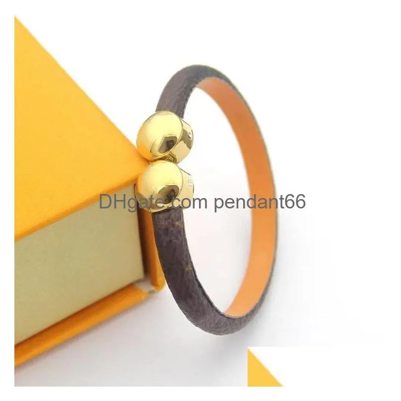 couple fashion v bracelet brand old flower leather designer bracelet for women luxury retro 18k gold cuff bracelet gift