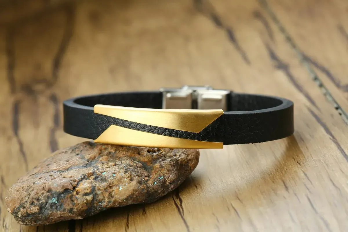 Charm Bracelets Fashion Bar Leather Bracelet 10mm Stylish Geometric Sport Wrist Wristband For Men Boy Casual Jewelry