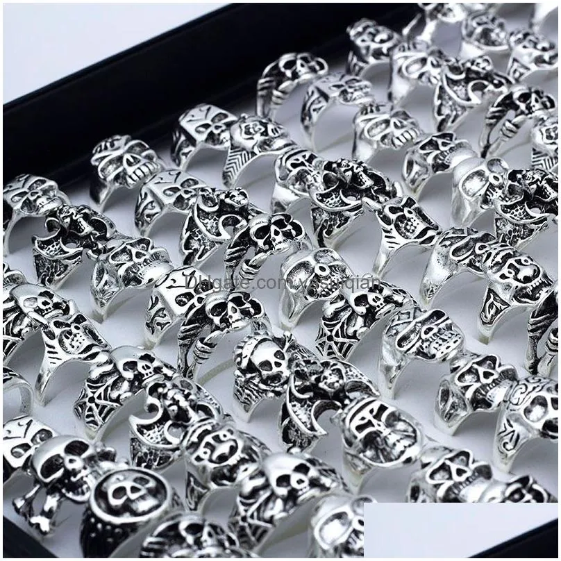 Band Rings New Top 50Pcs Retro Skl Skeleton Gothic Alloy Wholesale Punk Style For Mens Drop Delivery Jewelry Ring Ot0Nz
