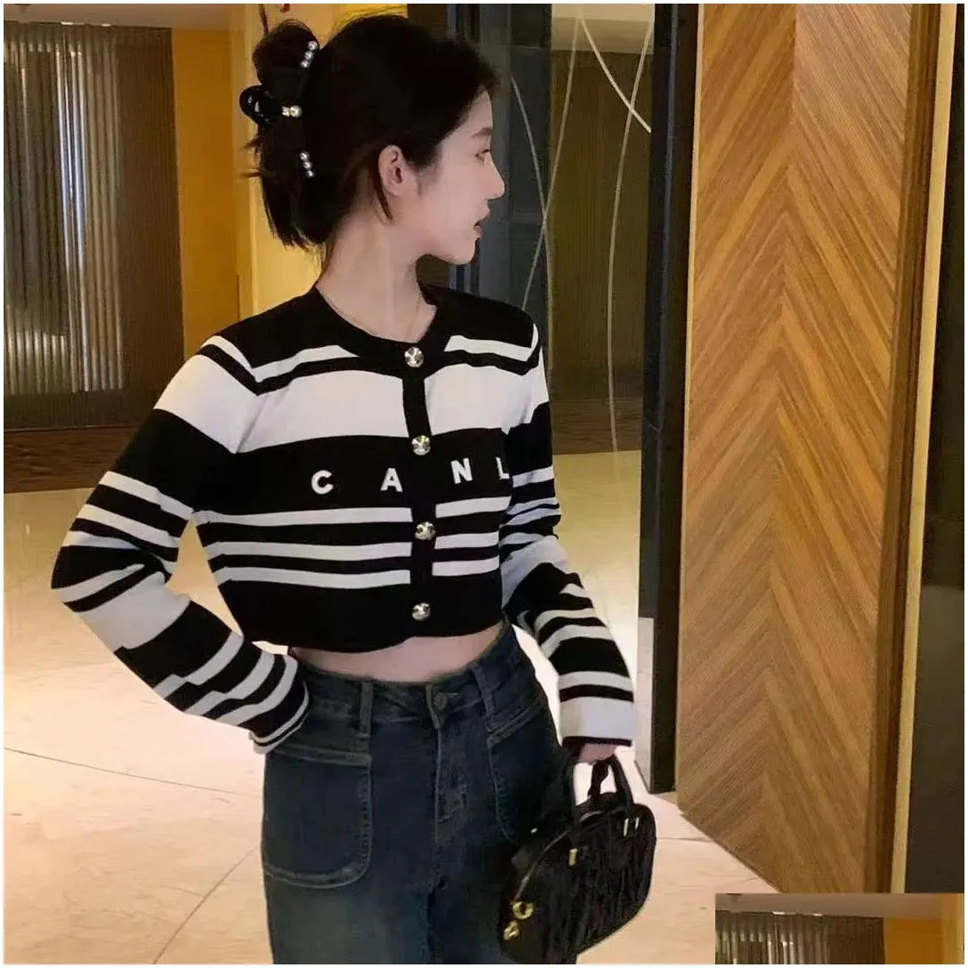 Autumn new high-end luxury black striped long-sleeved female small fragrance custom temperament of a woman with embroidered embroidered