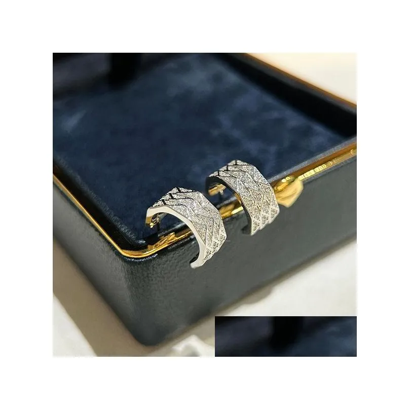 GRAFE Earrings designer for woman Gold plated 18K T0P Diamond inlay with diamond pattern is non fading and non allergic crystal classic style