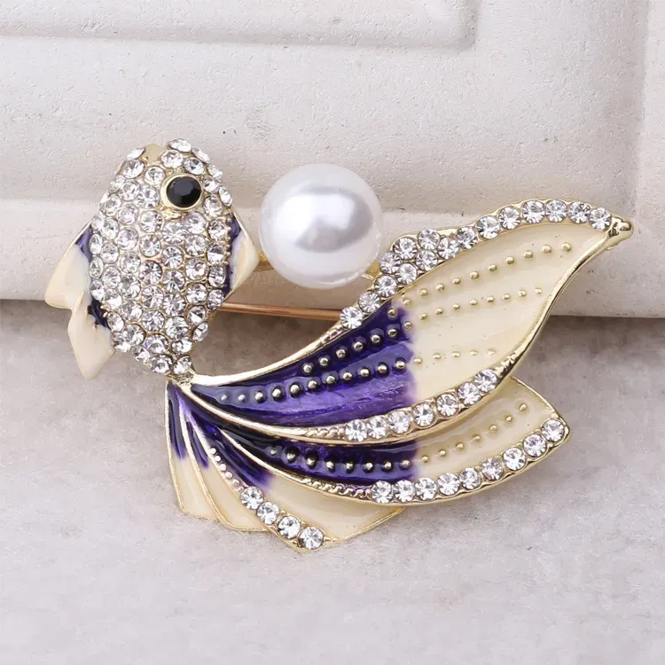 Brooches Style Simple Color Enamel Brooch Female Sweater Shawl Pin Accessories High-grade Koi Goldfish Breast Pins Scarf Buckle