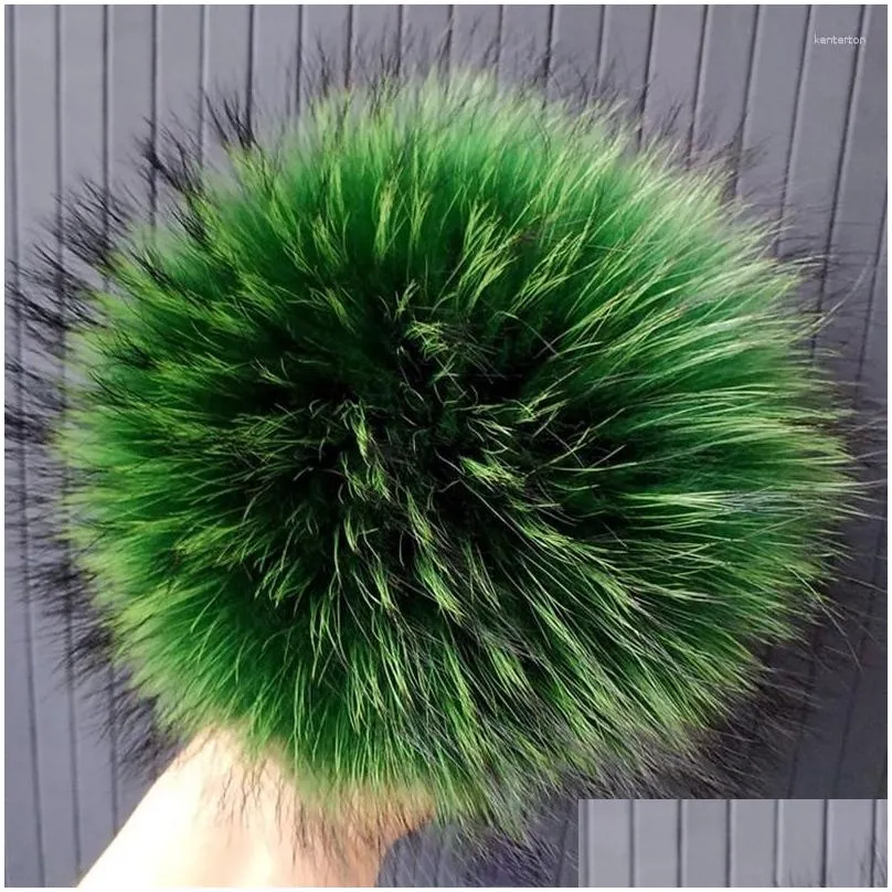 Berets 2pcs/lot Raccoon Pom Large Green Fur Pompom Huge Pompoms 15cm For Hats Beanies Shoes Pendants Keychains Accessories