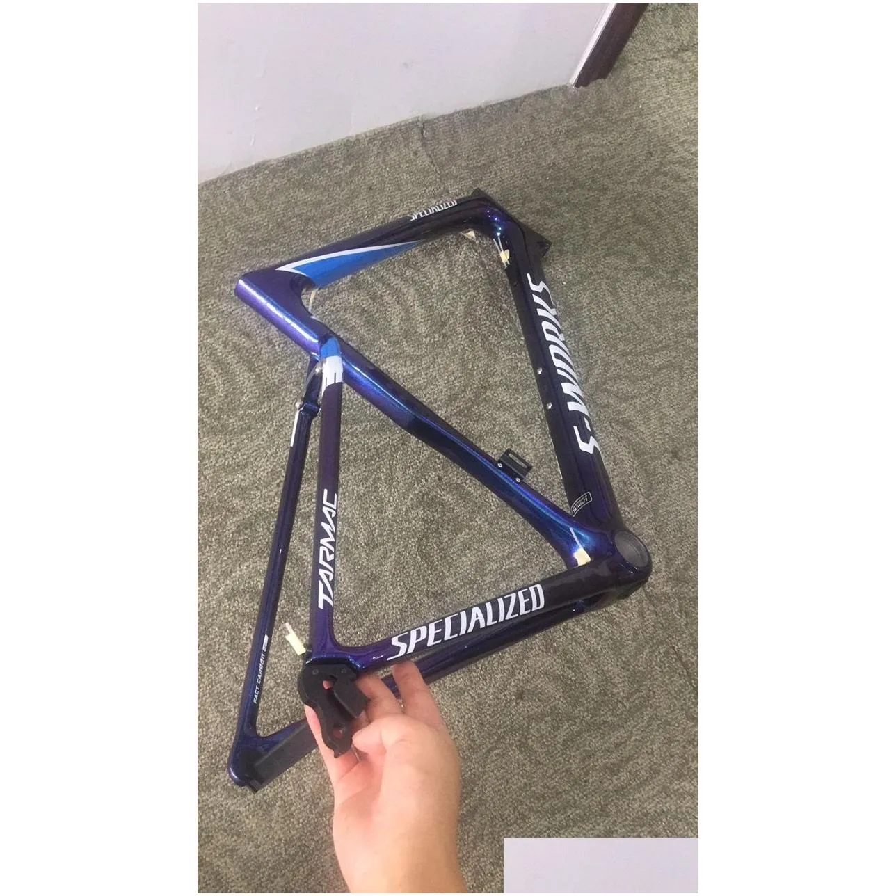 Made in china road carbon fiber chameleon bike frames super light racing custon paint carbon fiber bicycle rameset T1000 cycling