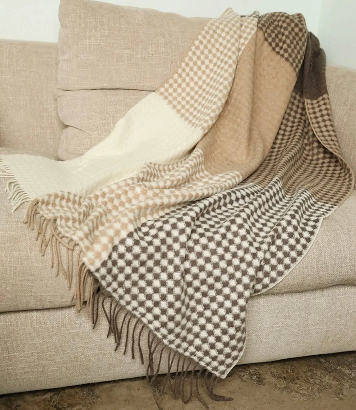 120-200cm European Cashmere Blanket Woven Soft 100% Wool Shawl Portable Warm Sofa Travel Fleece Knitted double-sided Blankets 3 Colors winter warm skin