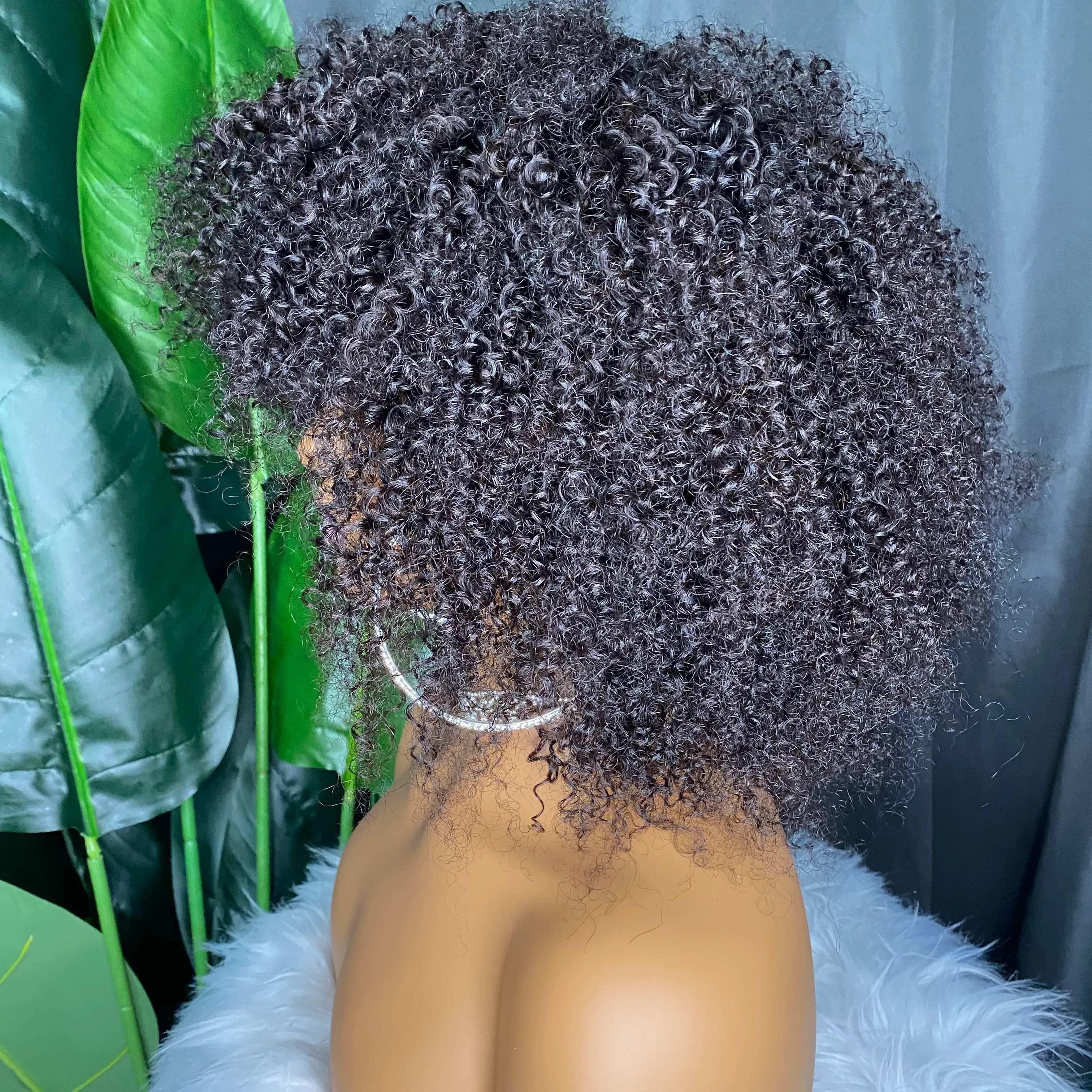 Malaysian Peruvian Indian Brazilian Natural Color Black 100% Raw Virgin Remy Human Hair Kinky Curly Regular Wig With Black Women