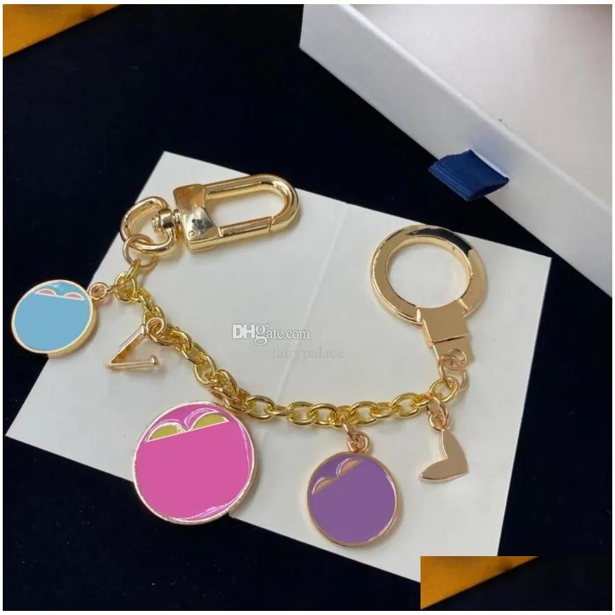 Luxury designer keychain Dice Flower Love Element Combination with Box Fashion Trend Metal Keychain Car Pendant Metal Fashion Personality