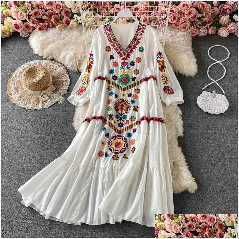 Basic & Casual Dresses Vintage Chic Women Floral Embroidery Beach Bohemian Mini Dress Ladies Short Sleeve V Neck Cotton And Linen Boh Dhvej