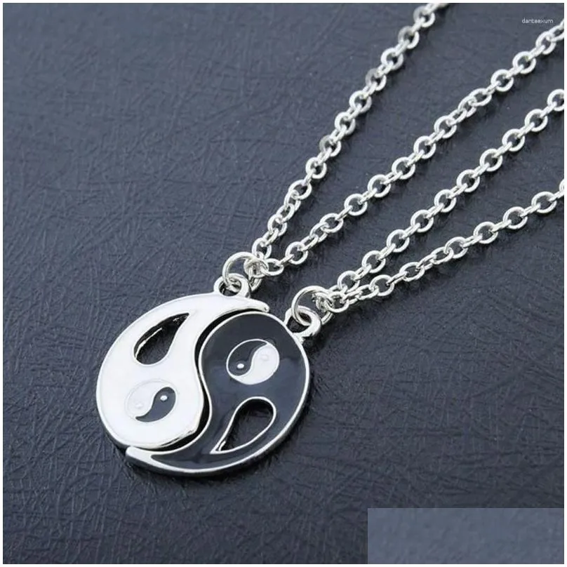 Pendant Necklaces 2Pcs/set Couple Chinese Tai Chi Gossip Banish Bad Luck Charm ChainNecklace Jewelry Lovers Valentine`s Gift