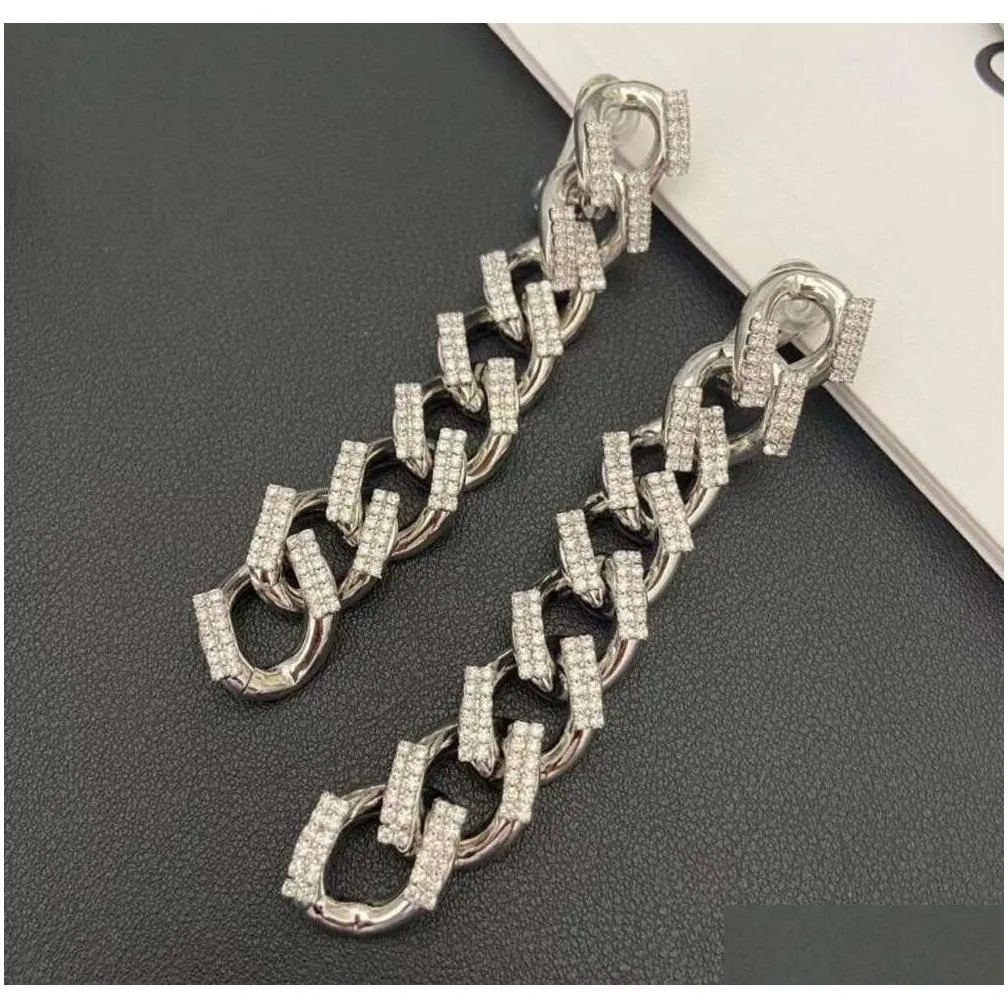 Stud Earrings Chain Exaggerated European And American Retro Fashion Light Luxury Temperament Ear Drop Delivery Ot0Bx