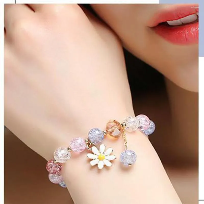 Strand Fashion Color 8MM Little Daisy Bracelet On Hand For Women Jewelry Party Gift Set Handwork