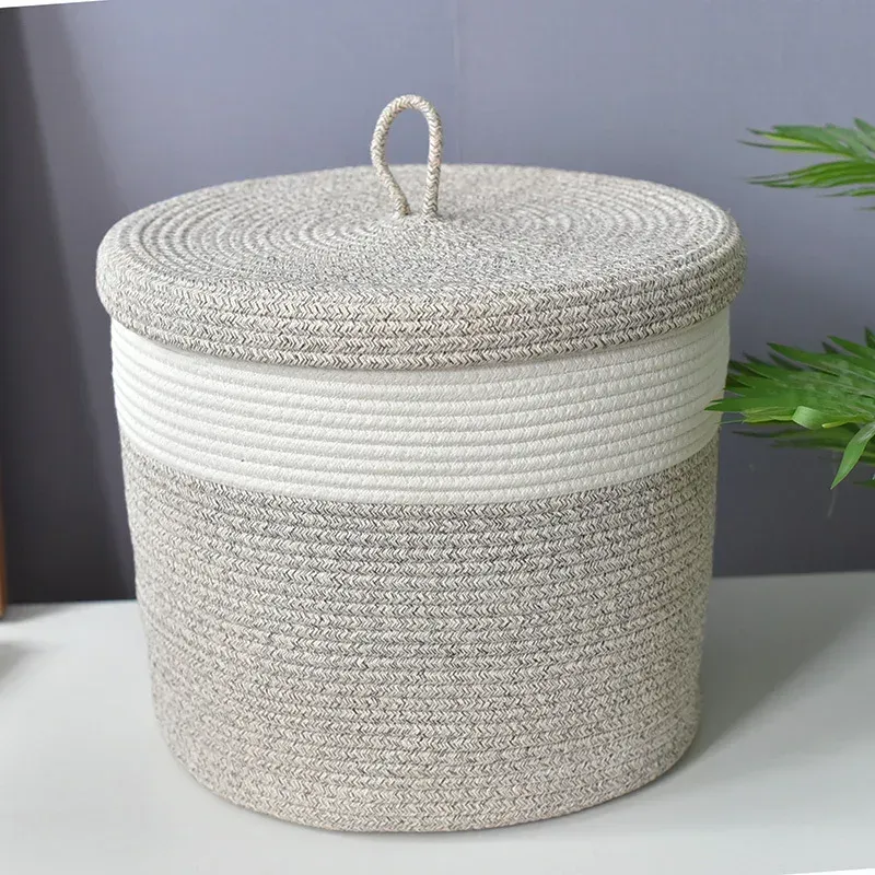 Baskets New Fashion Clothes Storage Basket Woven Basket Foldable Storage Basket with Cover Boutique Simple Wind Bedroom Living