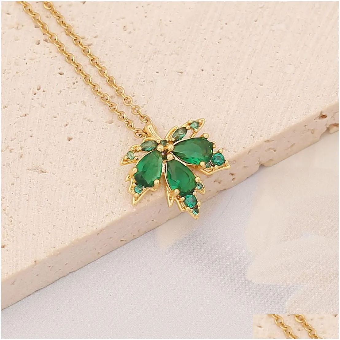 Pendant Necklaces Fashion Jewelry 18K Gold Plated Emerald Bow Butterfly Clover For Drop Delivery Pendants Dhisz