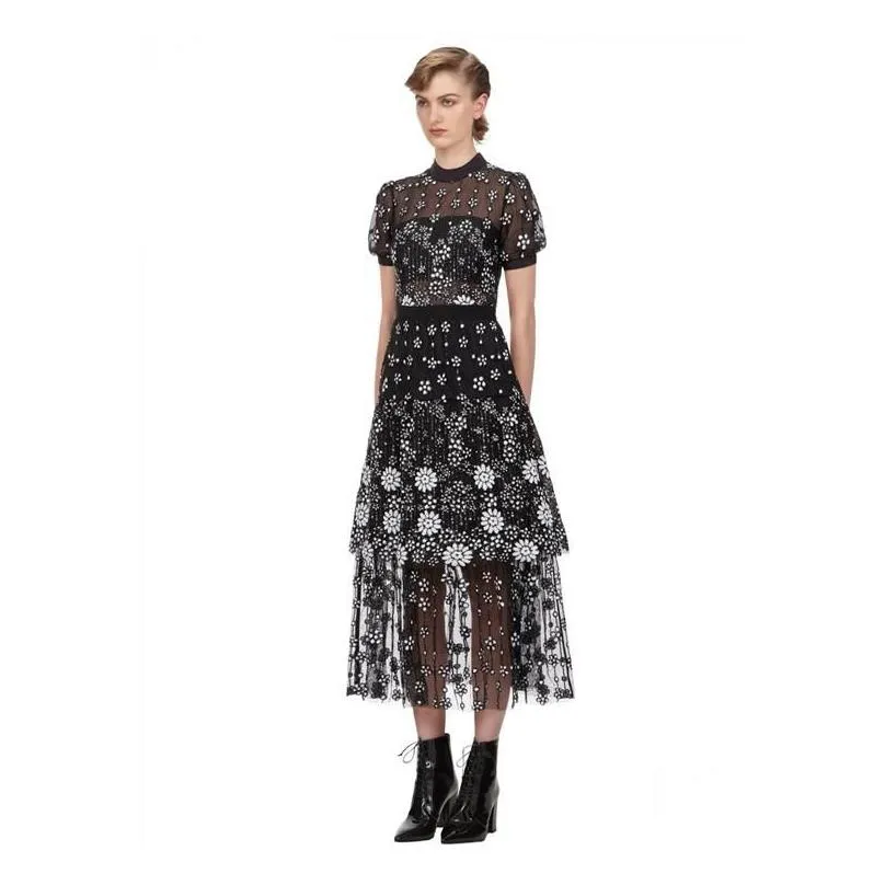 Basic & Casual Dresses Self Portrait Vantage Dress 2021 Summer Design Black Mesh Embroidered Flowers Midi O-Neck Short Sleeve For Dro Dhcbk